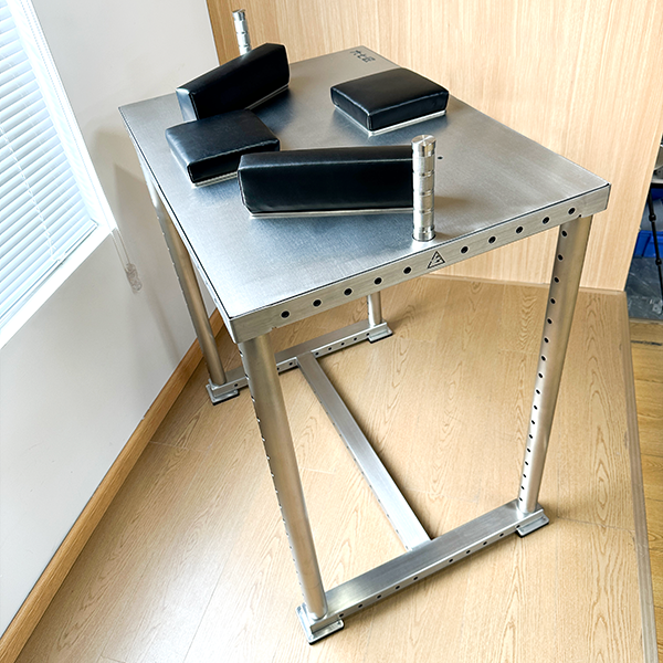 Stainless Steel Arm Wrestling Table – Professional Arm Strength Training Table
